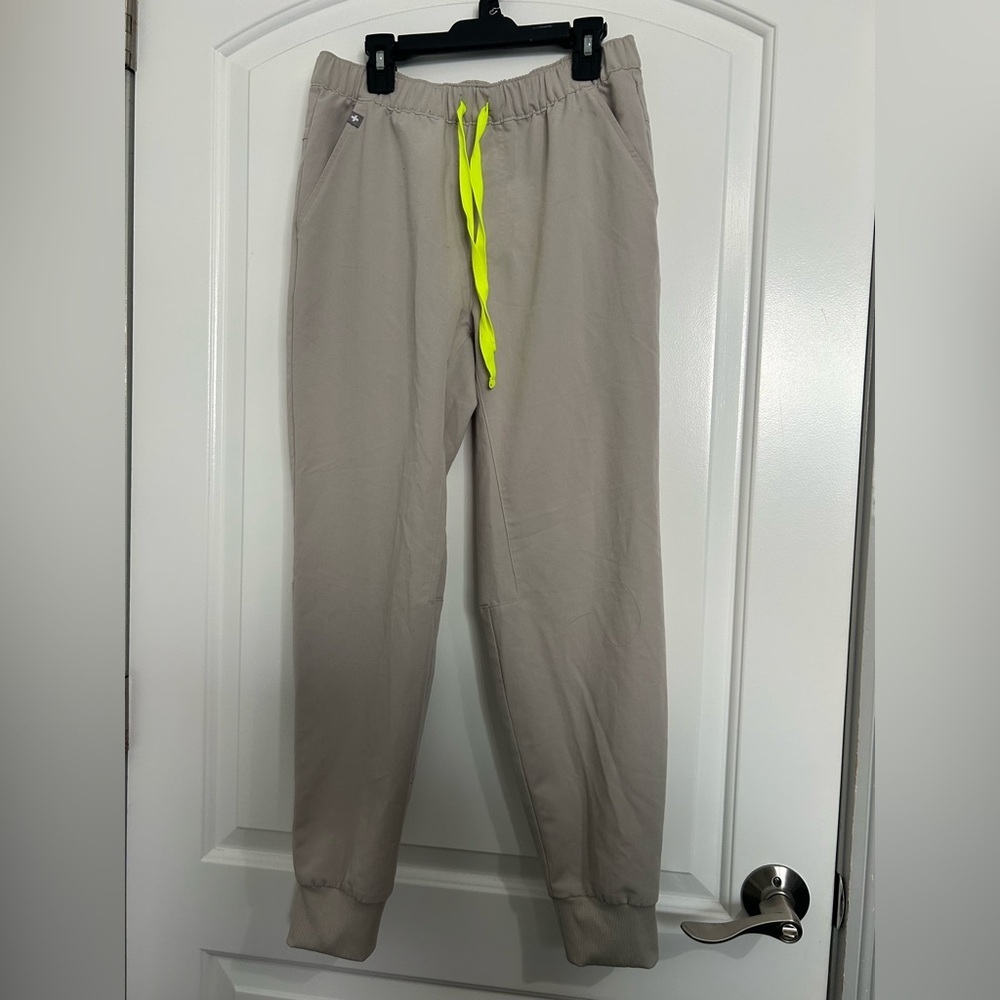 Figs Jogger Scrub Pants Neon Drawstring Size XS / small healthcare comfy medical